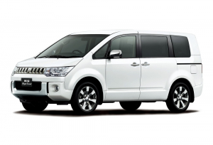 Коврики в салон (2 ряда) Mitsubishi Delica D:2 II (2015-н.в.) правый руль